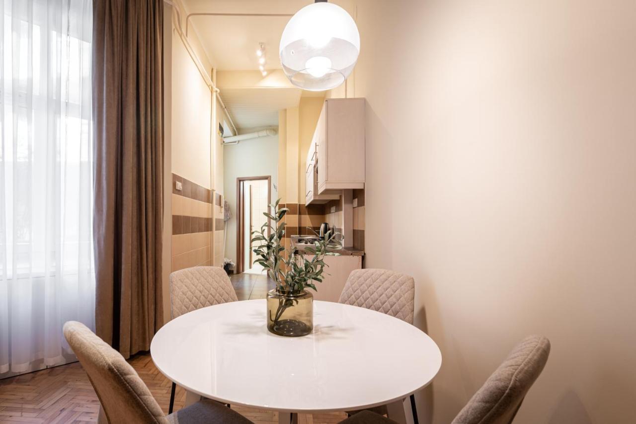 K7 - Boutique Apartments, Best Location. By Bqa Budapest Extérieur photo